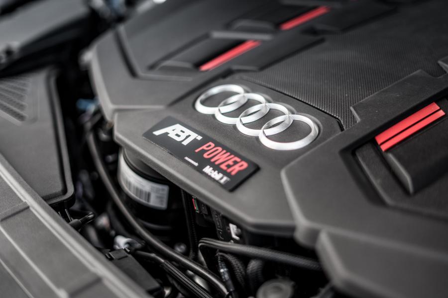 Моторный отсек Audi S5 Sportback TDI by ABT (B9) 2019 года  (фото 3 из 10)